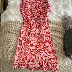 Stylish Red and White Swirl Dress